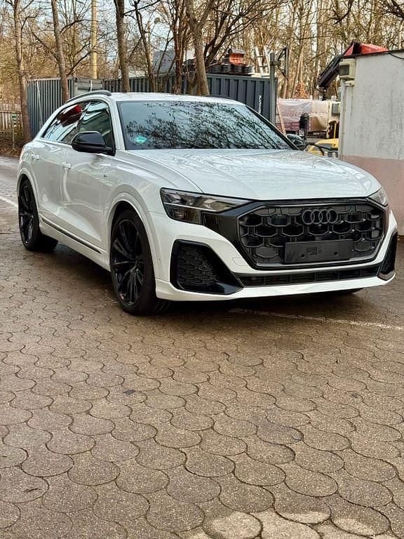 Gebraucht Audi Q8 S-Line 286 PS (210 kW) 2025 Weiß SUV