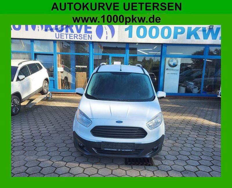 Gebraucht Ford Transit 101 PS (74 kW) 2017 Weiß Van / Kleinbus