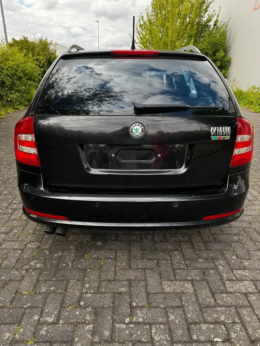 Gebraucht Skoda Octavia vRS 2009 Schwarz Kombi