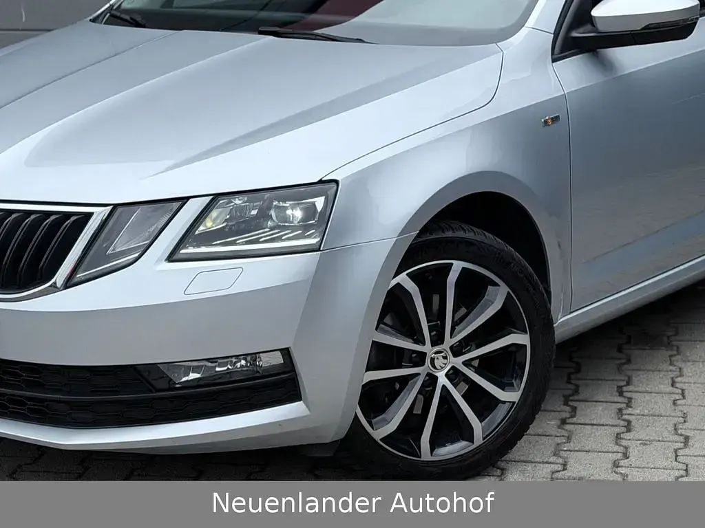 Gebraucht Skoda Octavia Soleil 150 PS (110 kW) 2020 Silber Limousine