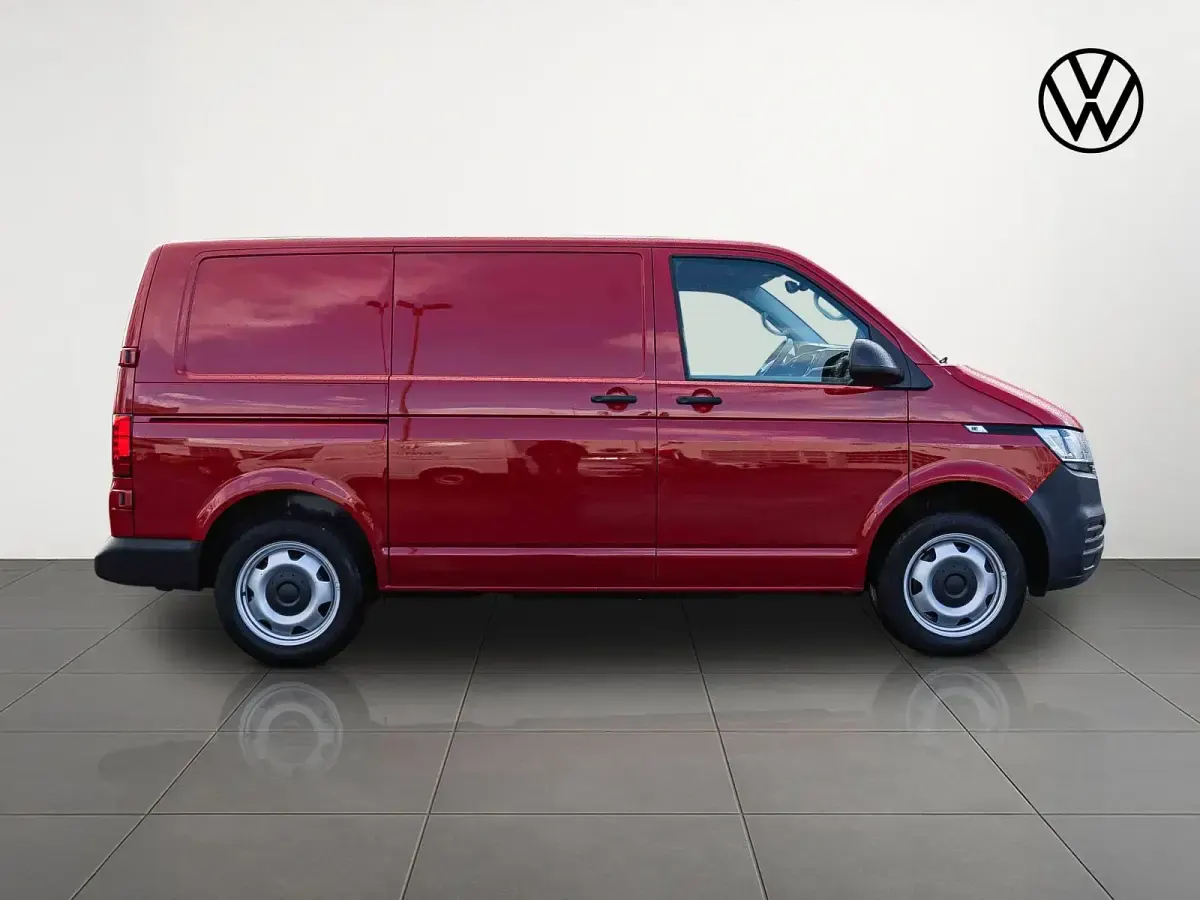 Gebraucht VW Transporter 204 PS (150 kW) 2022 Rot Van