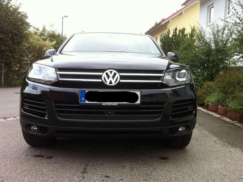 Używany VW Touareg Terrain Tech 245 KM (180 kW) 2012 Czarny SUV