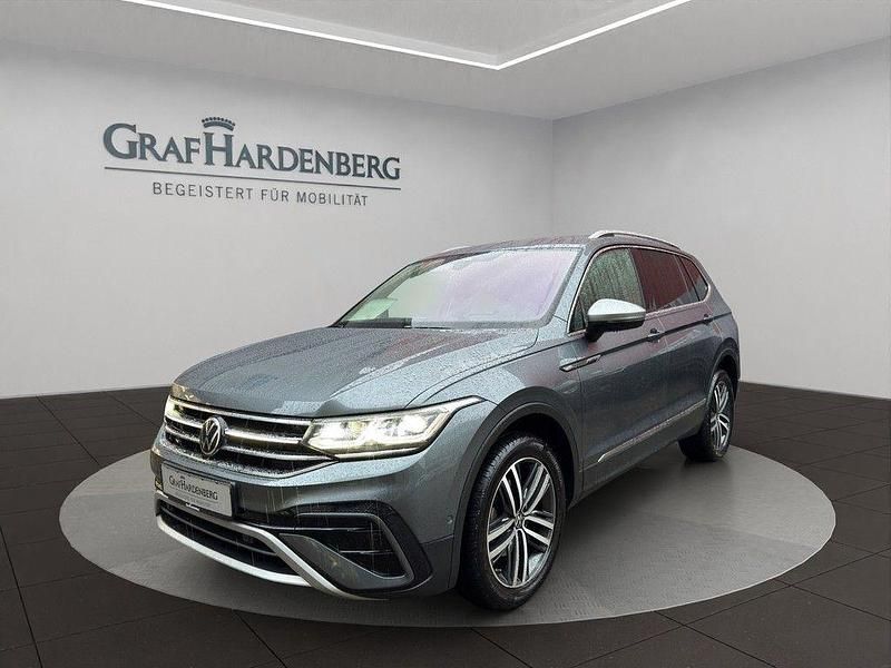 Grau Gebraucht 2022 VW Tiguan Allspace Elegance SUV | 31.444 € (Fairer Preis) - Bild 1/4
