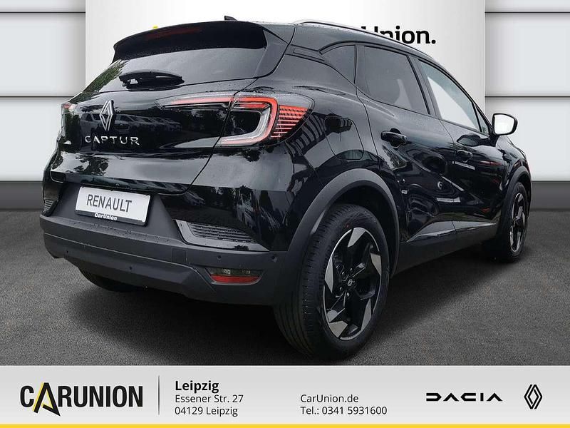 Używany Renault Captur Techno 158 KM (116 kW) 2024 Czarny SUV