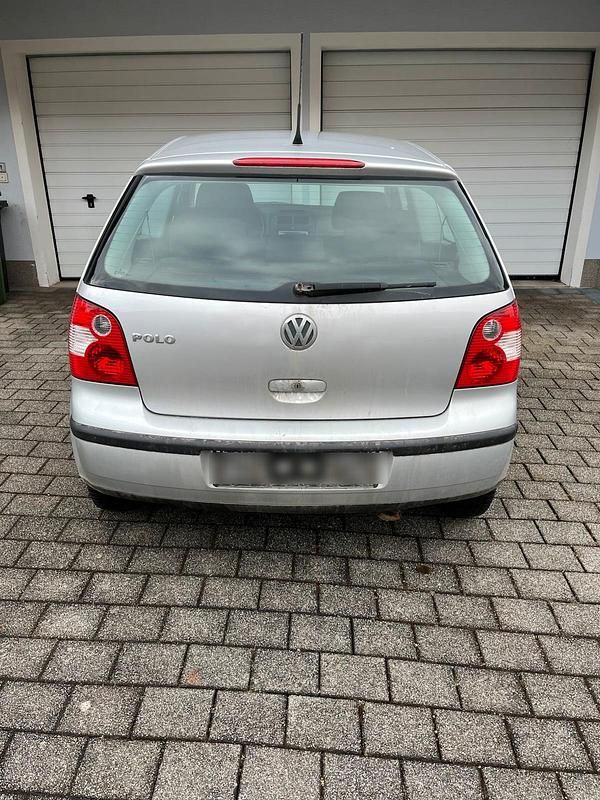 Gebraucht VW Polo 54 PS (39 kW) 2004 Silber Kleinwagen