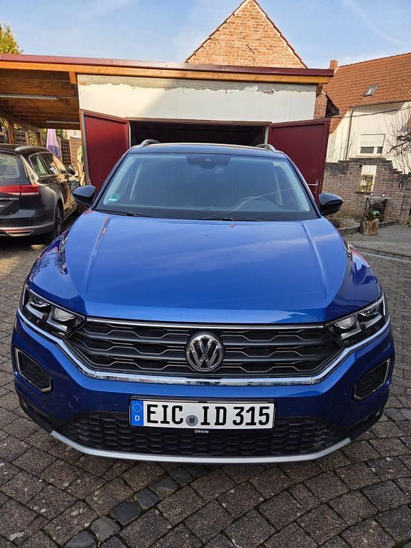 Gebraucht VW T-Roc 116 PS (85 kW) 2018 Blau SUV