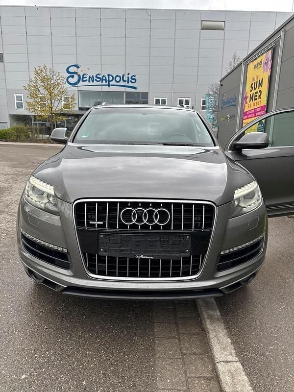 Gebraucht Audi Q7 S-Line 244 PS (179 kW) 2010 Grau SUV