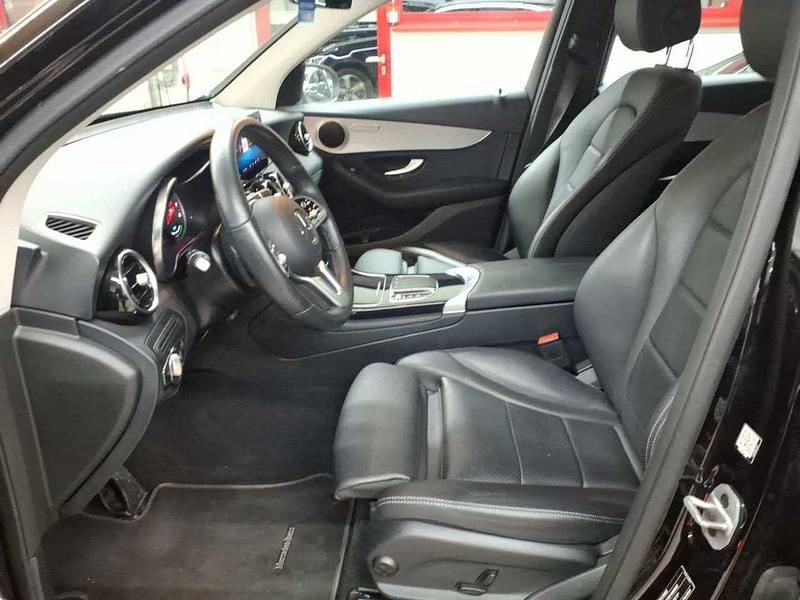 Gebraucht Mercedes GLC300e 211 PS (155 kW) 2021 Schwarz SUV