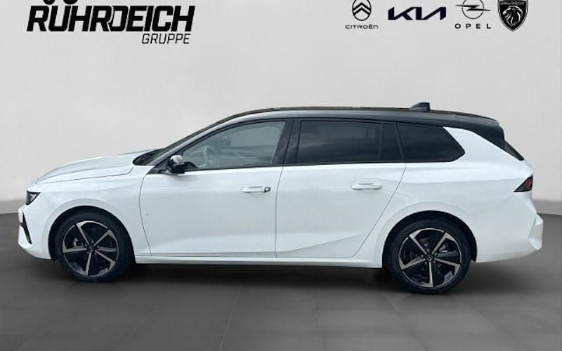 Neu Opel Astra 130 PS (95 kW) 2025 Weiß Kombi