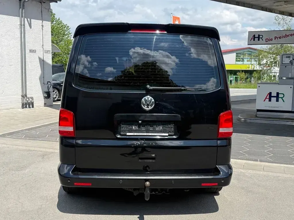 Gebraucht VW Multivan Startline 140 PS (102 kW) 2011 Schwarz Van / Kleinbus