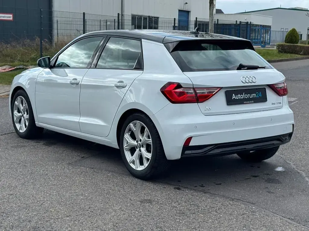 Gebraucht Audi A1 Sportback Advanced 150 PS (110 kW) 2020 Weiß Kleinwagen