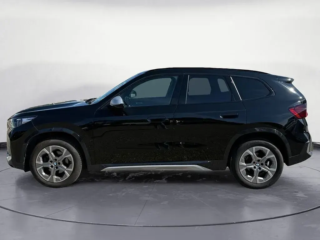 Gebraucht BMW X1 Sport Line 150 PS (110 kW) 2022 Schwarz SUV