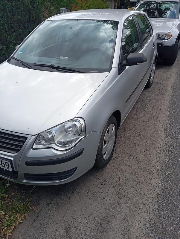 Grau Gebraucht 2006 VW Polo Kleinwagen | 1.800 € (Guter Preis) - Bild 1/3