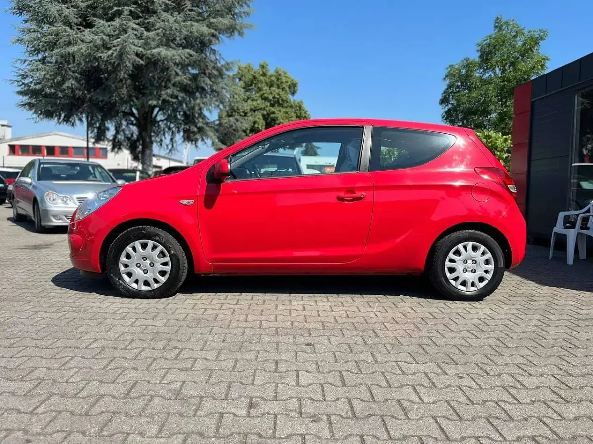 Gebraucht Citroën C1 Style 68 PS (50 kW) 2012 Rot 3p0/deckende Kleinwagen
