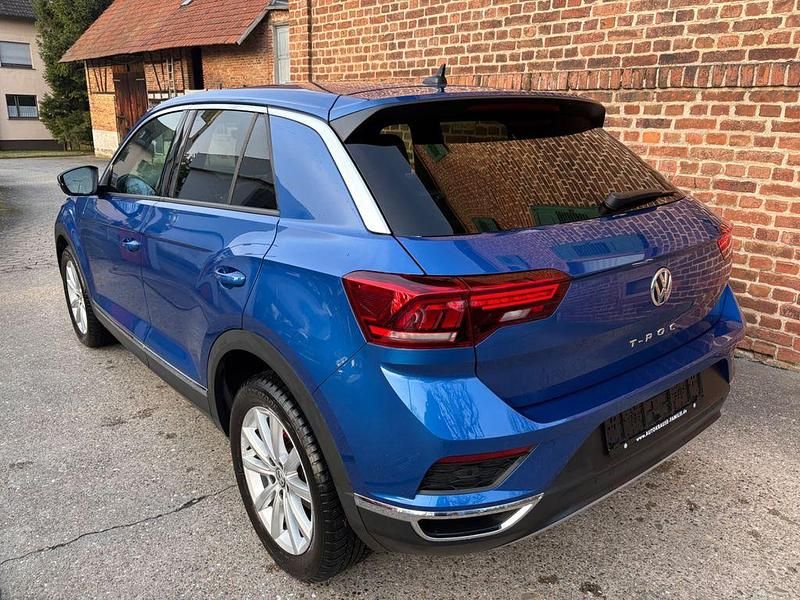 Gebraucht VW T-Roc Sportline 150 PS (110 kW) 2019 Blau SUV