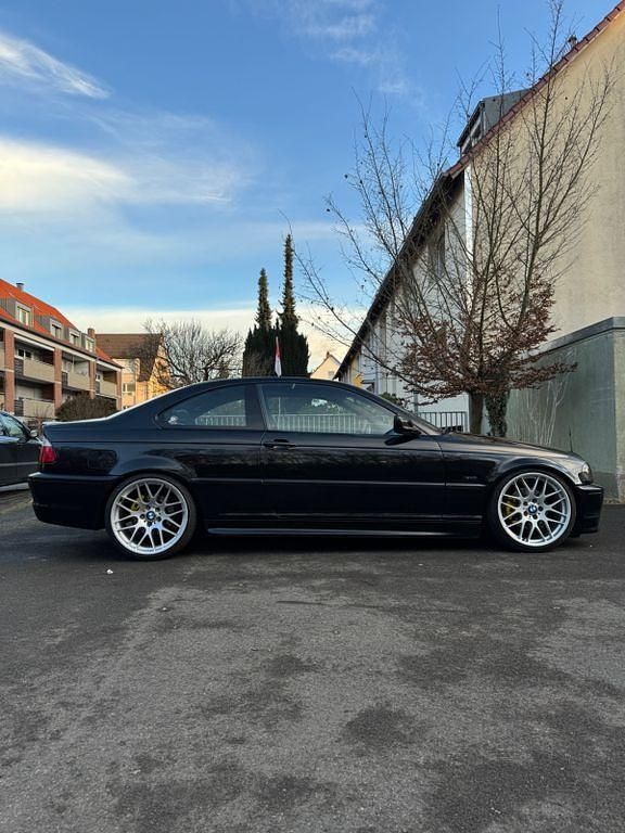 Gebraucht BMW 325 M Sport 192 PS (141 kW) 2002 Schwarz Coupé