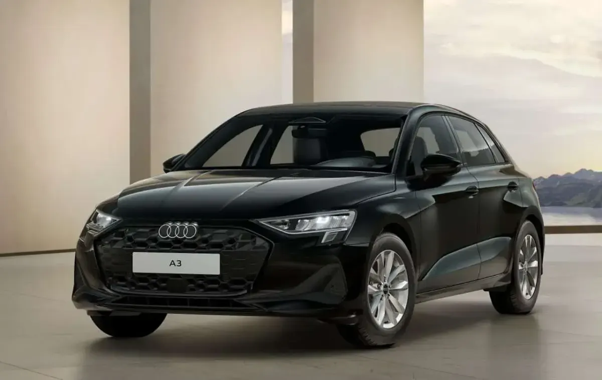 Neu Audi A3 Basis 116 PS (85 kW) 2026 Brillantschwarz Limousine
