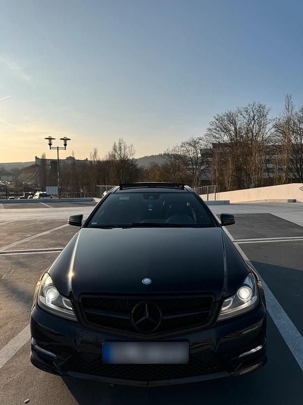 Gebraucht Mercedes C350 306 PS (225 kW) 2012 Schwarz Coupé