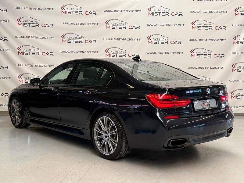 Gebraucht BMW 750 M Sport 449 PS (330 kW) 2016 Schwarz Limousine