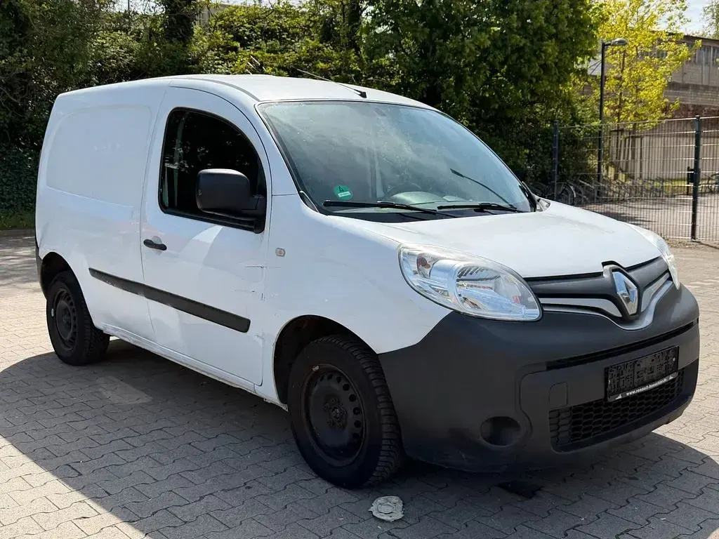 Gebraucht Renault Kangoo 75 PS (55 kW) 2018 Weiß Van / Kleinbus