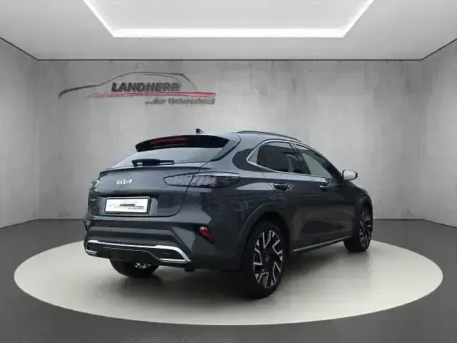 Neu Kia XCeed Sport 179 PS (131 kW) 2026 Grau SUV