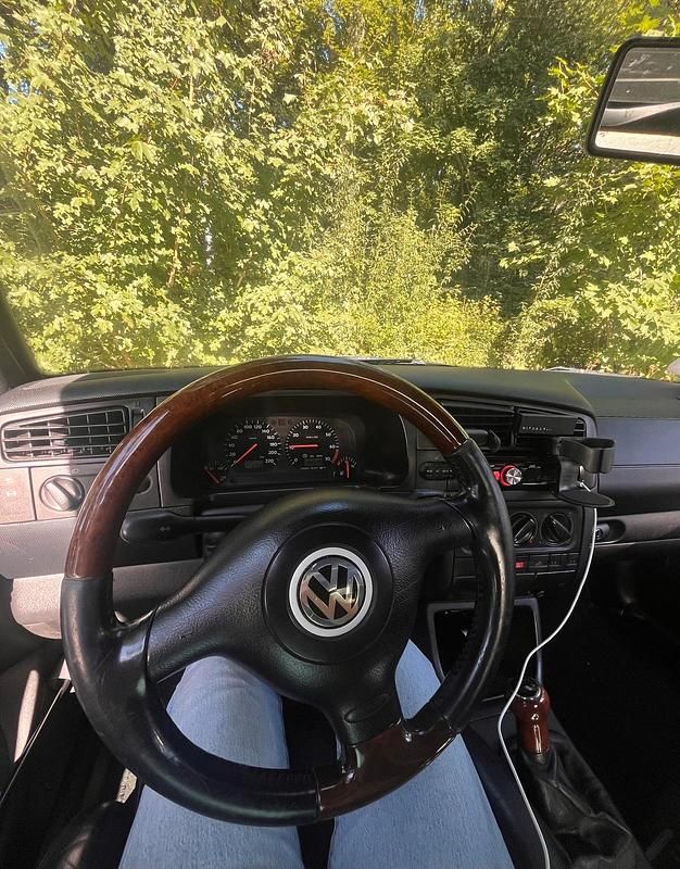 Gebraucht VW Golf Cabriolet 116 PS (85 kW) 2001 Grün Cabrio