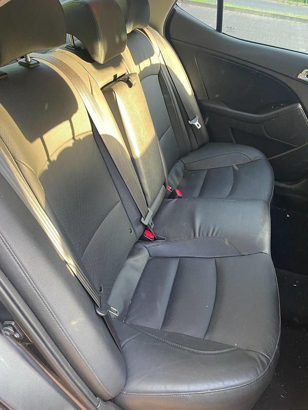 Gebraucht Kia Optima 141 PS (103 kW) 2015 Andere farben Limousine