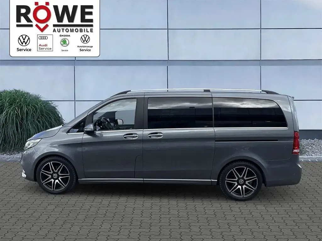 Gebraucht Mercedes E250 Avantgarde Edition 190 PS (139 kW) 2020 Grau Van / Kleinbus