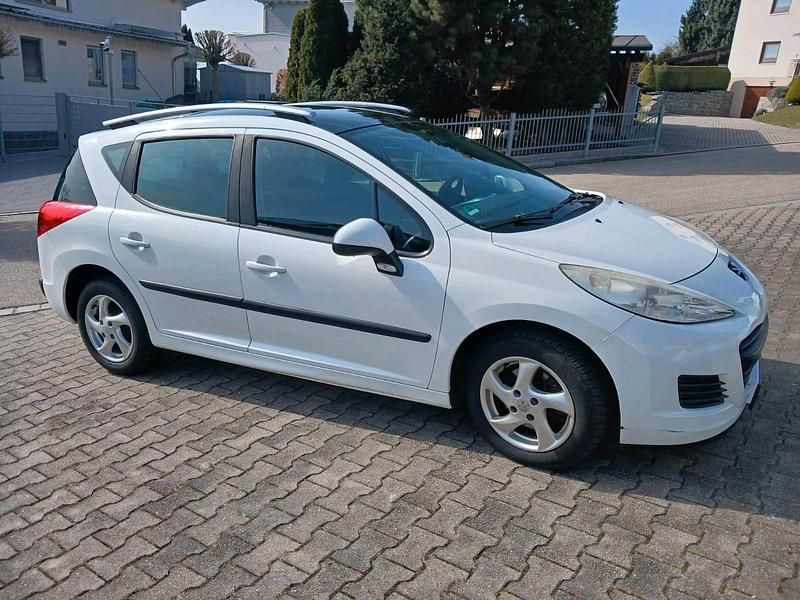 Gebraucht Peugeot 207 95 PS (69 kW) 2009 Kombi