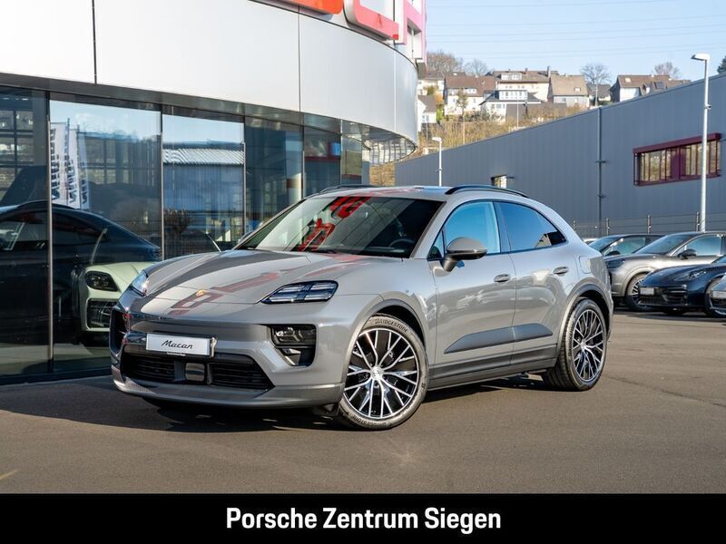 Grau Neu 2025 Porsche Macan SUV | 108.697 € (Etwas zu teuer) - Bild 1/4