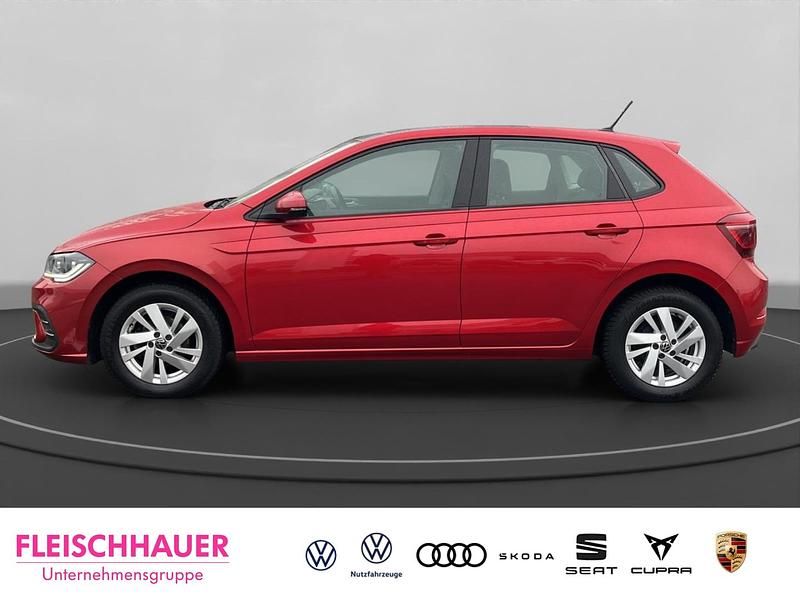 Gebraucht VW Polo Style 95 PS (69 kW) 2022 Rot Kleinwagen