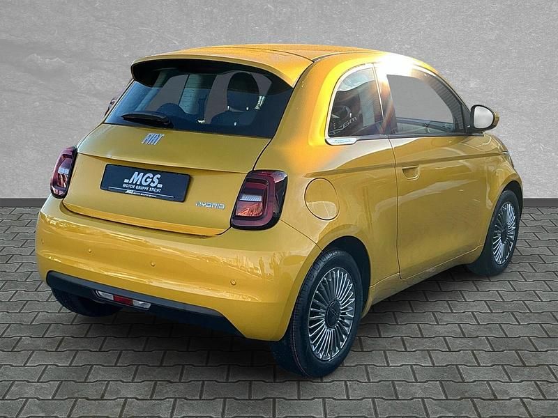 Neu Fiat 500 65 PS (47 kW) 2026 Sun of italy gelb Limousine