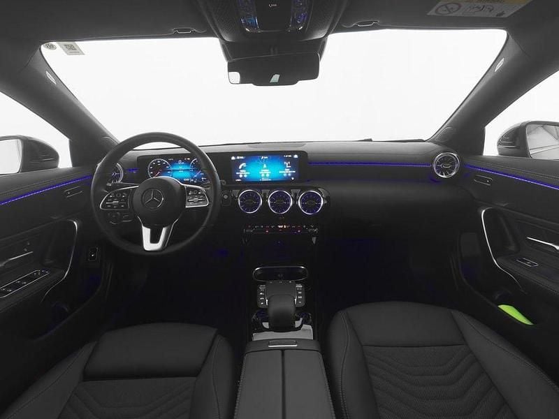 Gebraucht Mercedes CLA250e Shooting Brake Progressive 218 PS (160 kW) 2023 Schwarz Kombi