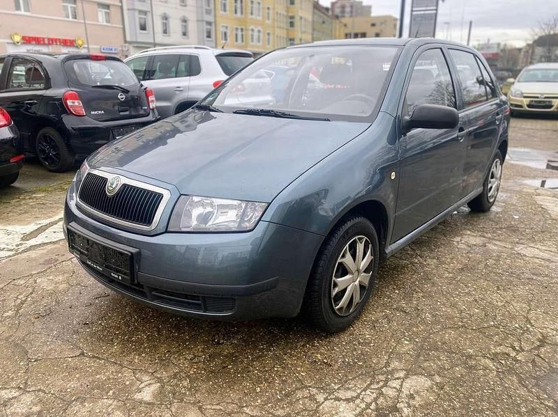 Grau Gebraucht 2004 Skoda Fabia Exact Limousine | 490 € (Superpreis) - Bild 1/4