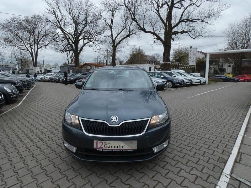 Gebraucht Skoda Rapid Ambition 90 PS (66 kW) 2017 Grau Kleinwagen