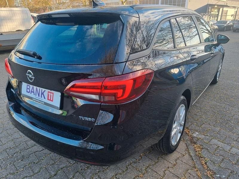 Gebraucht Opel Astra Edition 150 PS (110 kW) 2018 Black meet kettle Kombi
