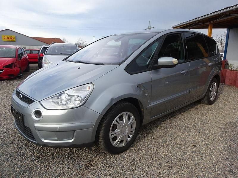 Gebraucht Ford S-MAX Titanium 140 PS (102 kW) 2006 Silber Van / Kleinbus