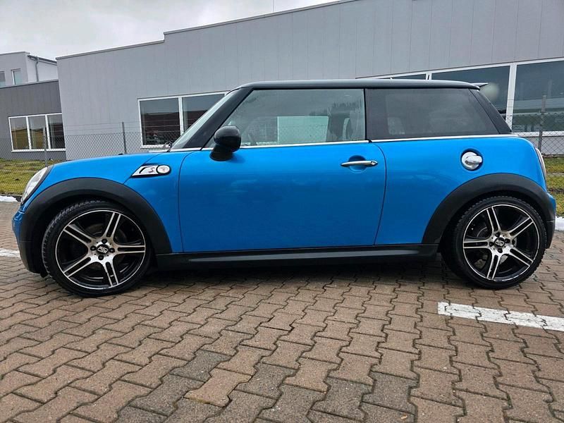 Gebraucht Mini Cooper S 174 PS (127 kW) 2009 Weiß Kleinwagen