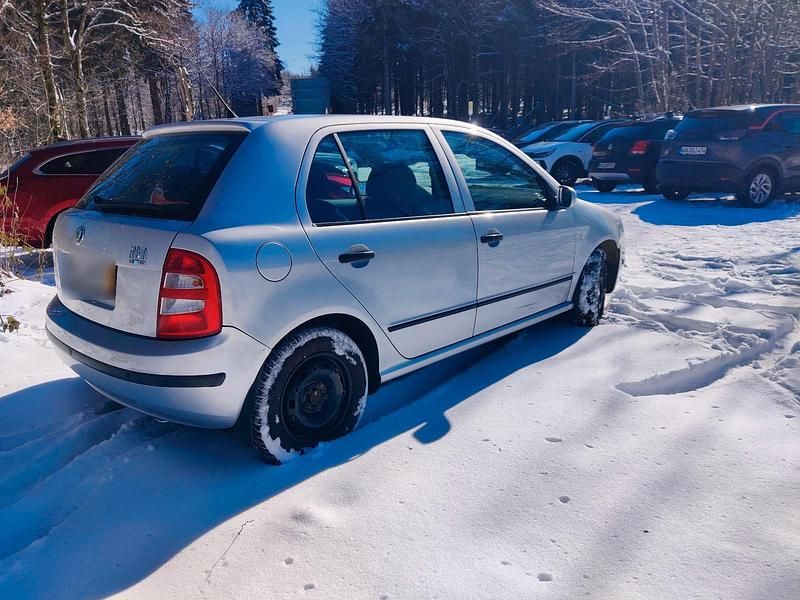 Gebraucht Skoda Fabia 75 PS (55 kW) 2001 Silber Kleinwagen