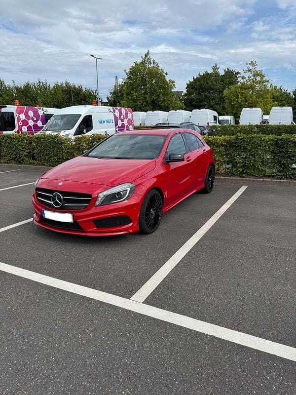 Gebraucht 2013 Mercedes A200 AMG line Limousine | 11.190 € (Etwas zu teuer) - Bild 1/4