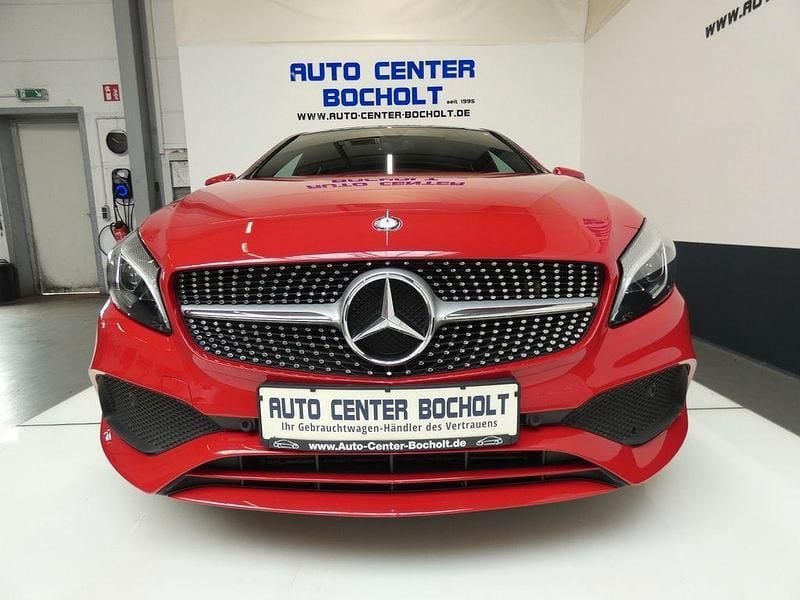 Rot Gebraucht 2015 Mercedes A250 AMG Limousine | 18.700 € (Fairer Preis) - Bild 1/4