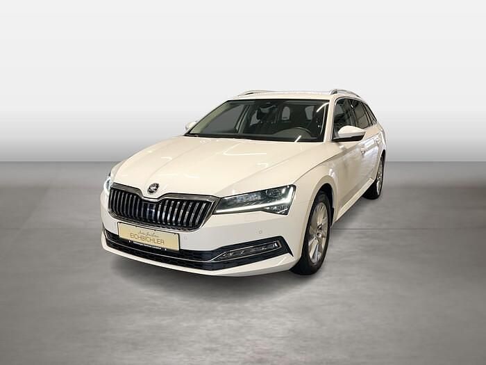 Candy weiss Gebraucht 2020 Skoda Superb Style Kombi | 23.910 € (Fairer Preis) - Bild 1/4