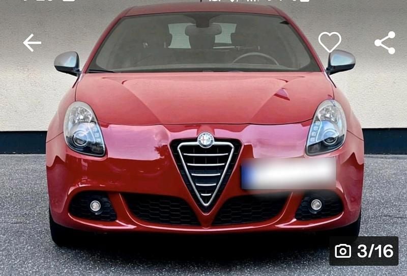 Gebraucht Alfa Romeo Giulietta Super 170 PS (125 kW) 2012 Rot Kleinwagen
