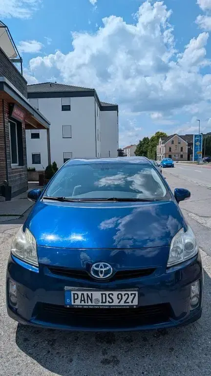 Gebraucht Toyota Prius 136 PS (100 kW) 2009 Blau Kleinwagen