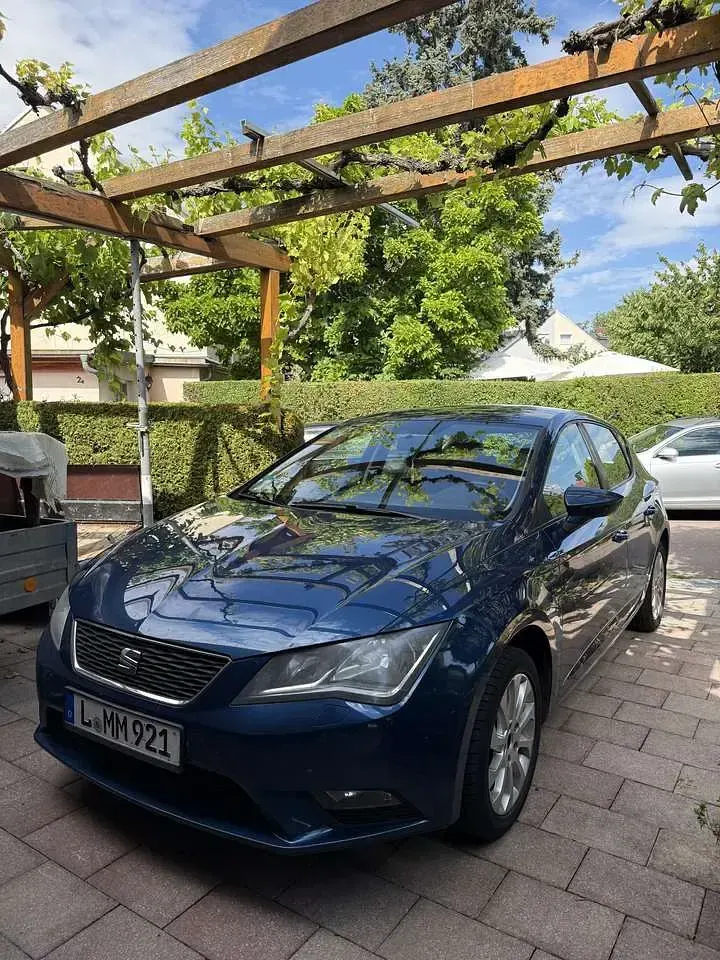 Gebraucht Seat Leon Style 110 PS (80 kW) 2014 Blau Kleinwagen