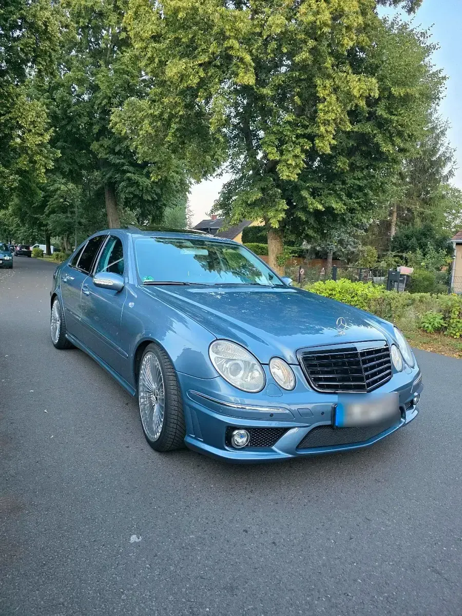 Gebraucht Mercedes E320 Avantgarde 224 PS (164 kW) 2003 Blau Limousine