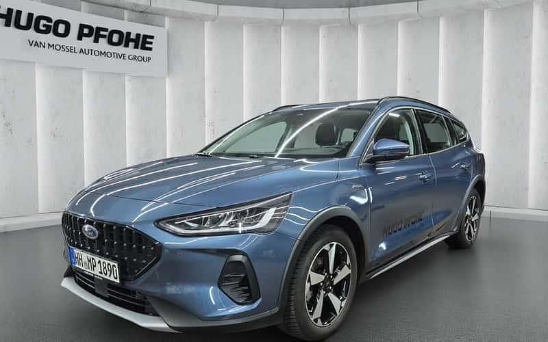 Chrome blue metallic Gebraucht 2024 Ford Focus Active Kombi | 24.590 € (Fairer Preis) - Bild 1/4
