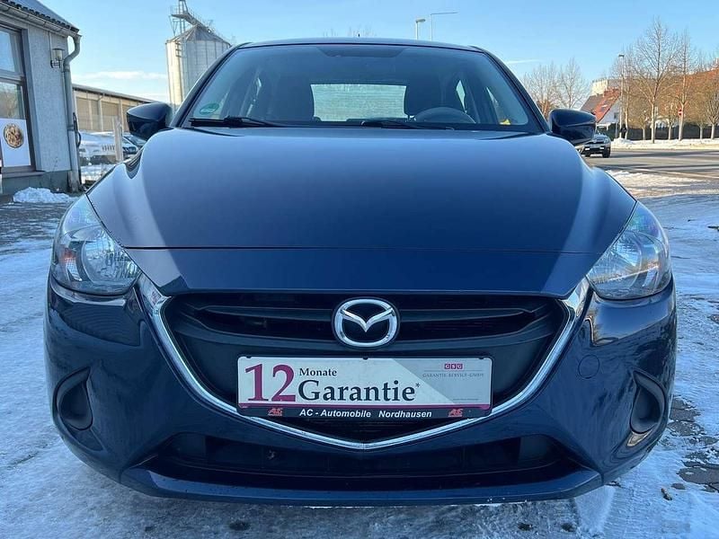 Gebraucht Mazda 2 Center-Line 105 PS (77 kW) 2016 Mitternachtsblau metallic Kleinwagen