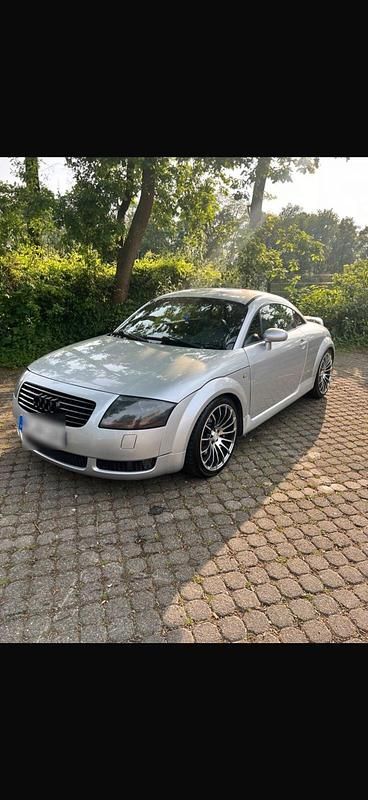Grau Gebraucht 2001 Audi TT Coupé | 3.000 € (Fairer Preis) - Bild 1/4