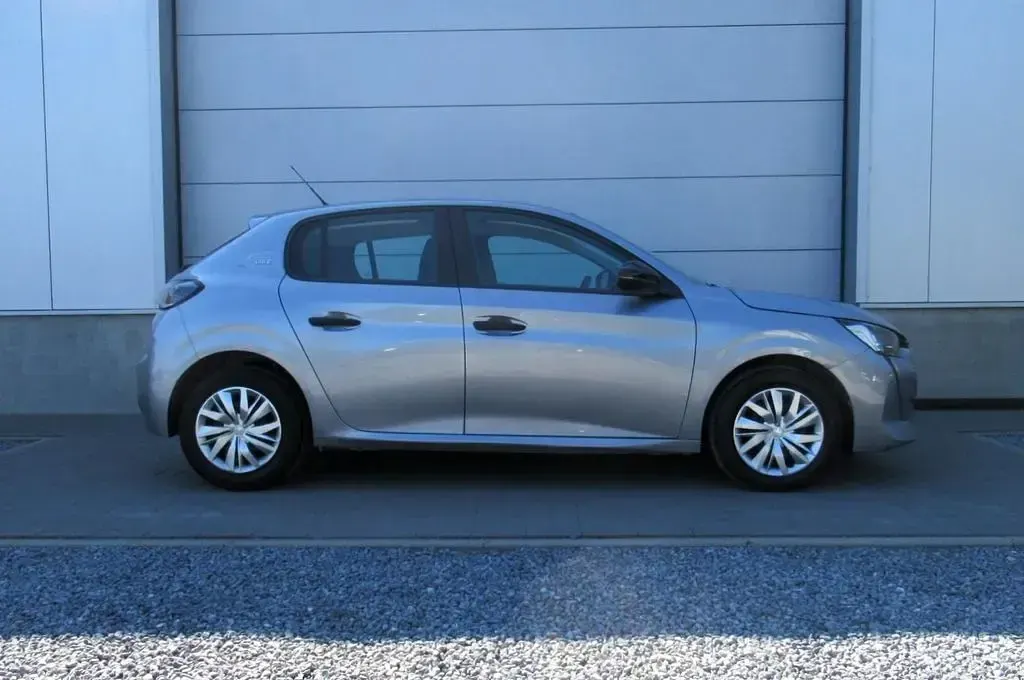 Gebraucht Peugeot 208 75 PS (55 kW) 2023 Grau Kleinwagen